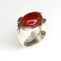 inel statement modernist, cu anturaj carnelian. Danemarca 